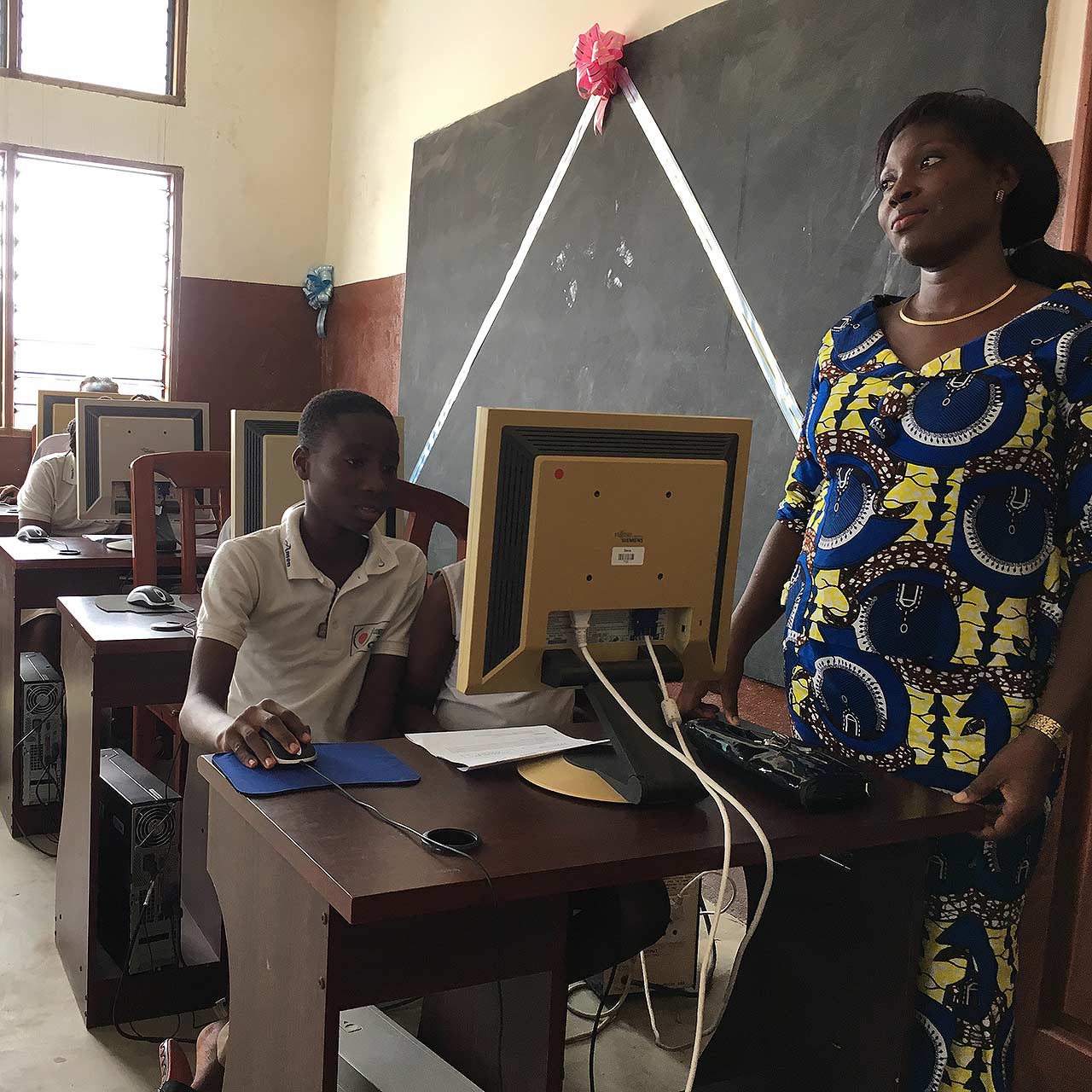 Mind the Gap (gallery)