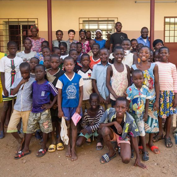 Care for street children in Bouaké (gallery)