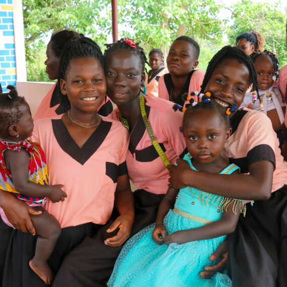 Professional integration of young women from Kaloukro (gallery)