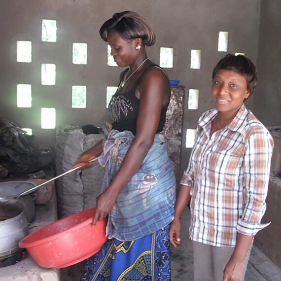 Professional integration of young women from Kaloukro (gallery)