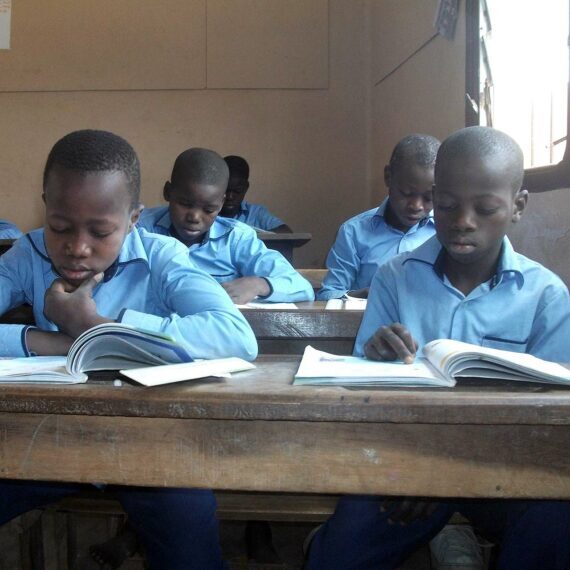 Care for street children in Bouaké (gallery)