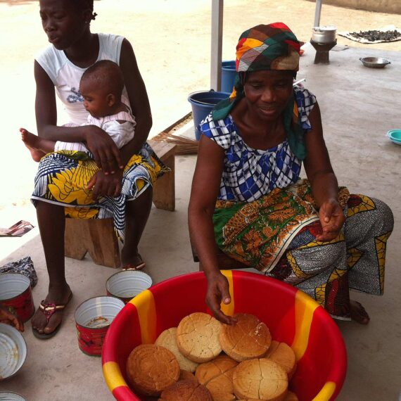 Professional integration of young women from Kaloukro (gallery)